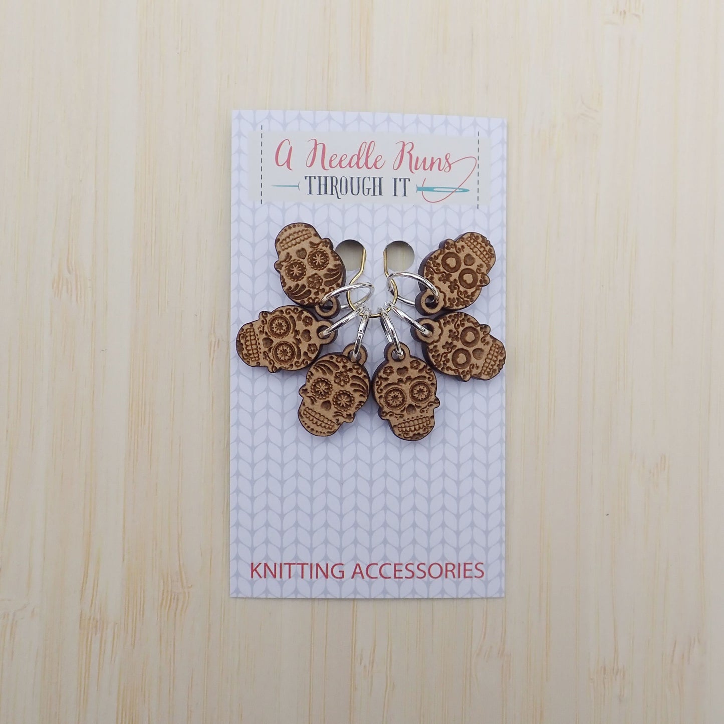 Sugar skulls Stitch marker set, sock knitter, knitter gift, snag free stitch markers,crochet skull stitch markers,dia de los muertos markers