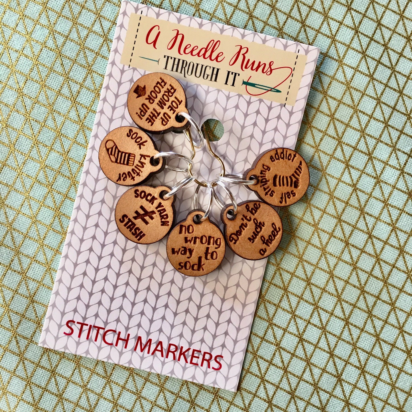 Sock knitting Stitch markers set, sock knitter, knitter gift, snag free stitch markers. Toe Up socks, crochet stitch markers, clasp markers