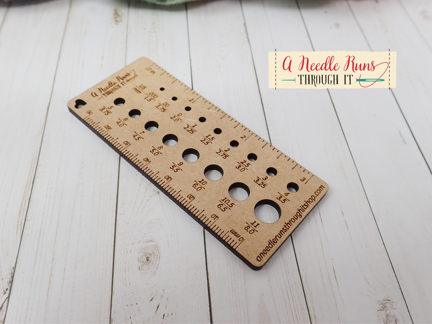 Small Pocket Knitting Needle gauge