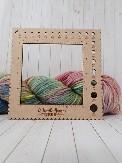 4" Knitting Needle Gauge & Square Swatch ruler Combination