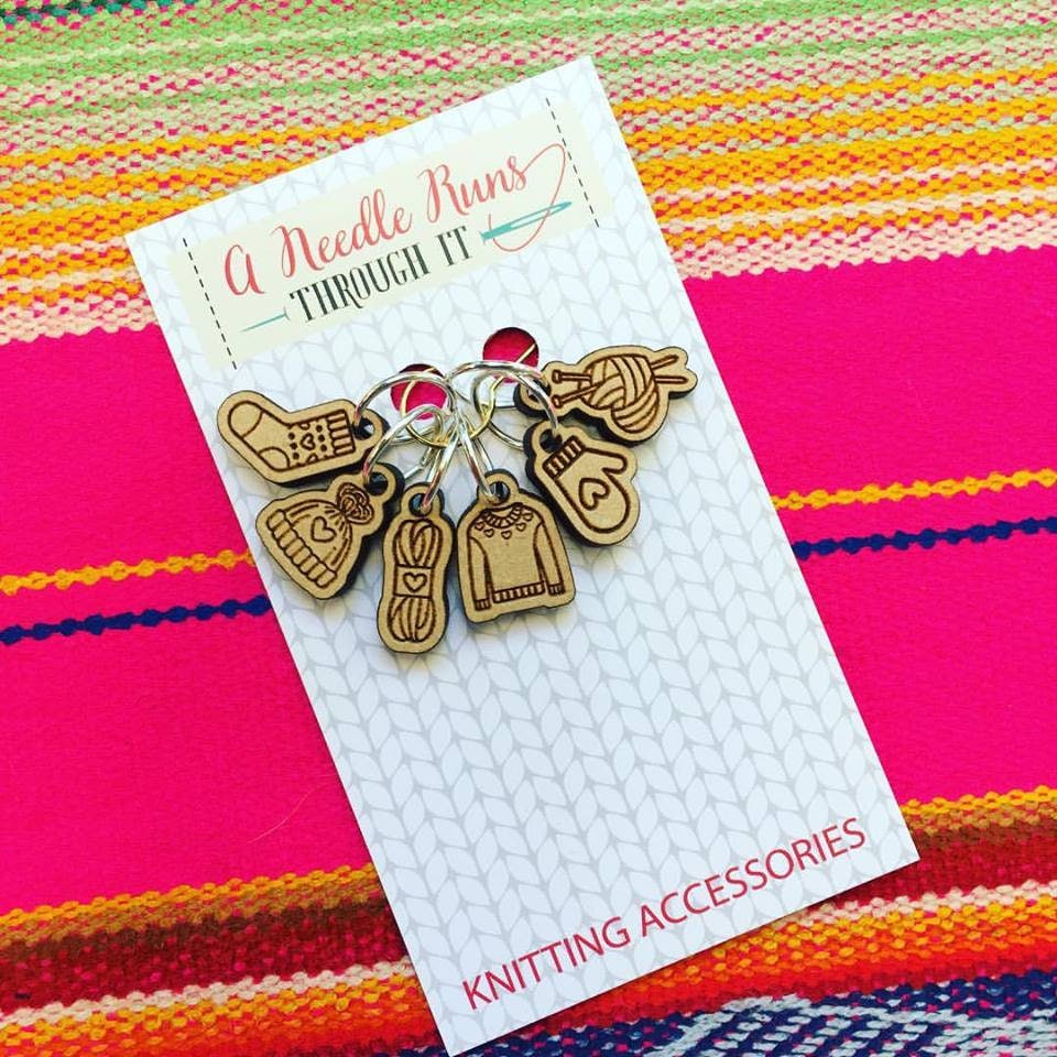 Handknits stitch marker set, snag free stitch markers. Knitted clothes stitch markers for knitting. gift for knitter, crochet clasp marker