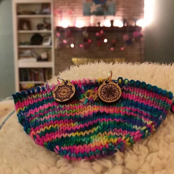 Dolly inspired Stitch markers set, knitter gift, snag free stitch markers