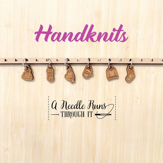 Handknits stitch marker set, snag free stitch markers. Knitted clothes stitch markers for knitting. gift for knitter, crochet clasp marker