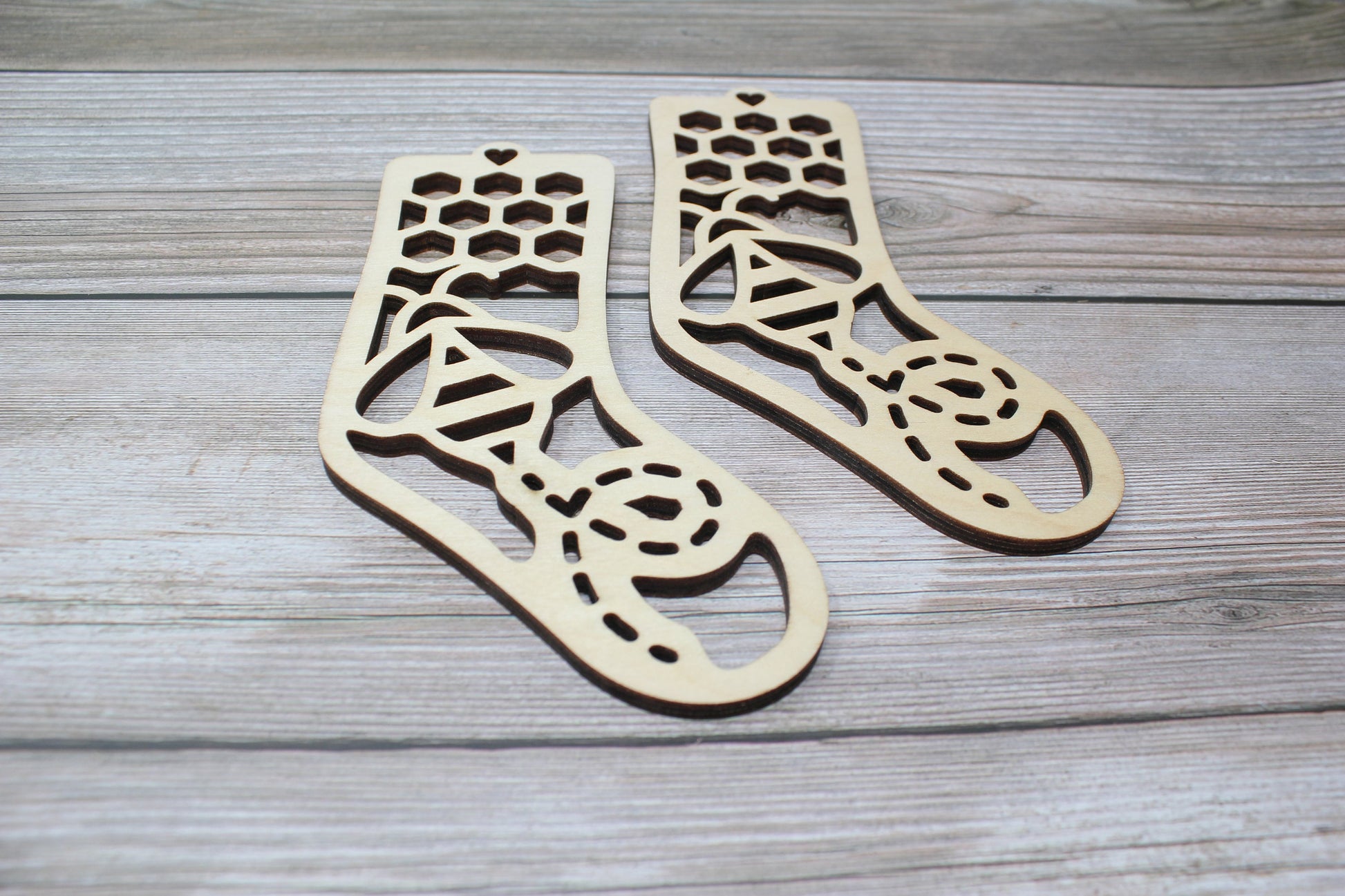 Bee Baby Sock Blockers, Baltic Birch Bee Design Wood Sock blockers, pair of blockers for knitting baby socks. Baby sock form