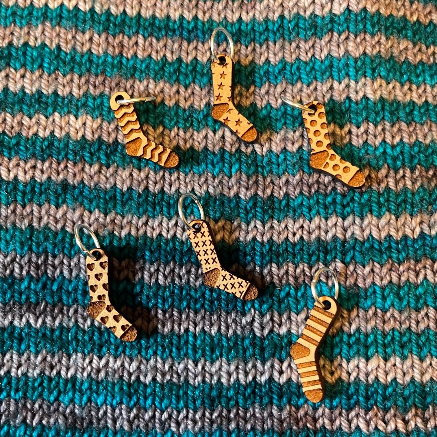 Tiny Socks stitch marker set, sock knitter, snag free stitch markers. Toe Up socks, crochet stitch markers, progress keepers. knitted socks