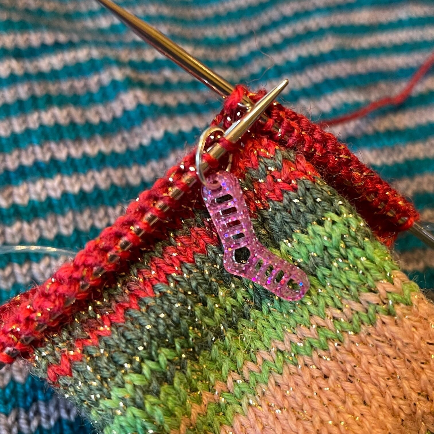 Tiny Sparkle rainbow sock stitch marker set for Knitting and crochet, Stitch markers for knitting, Progress keeper knitting markers