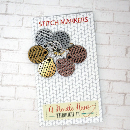 Brushed metal rose gold, gold and silver knit and purl stitch markers, metallic look stich markers for knitting, knit purl progress keepers