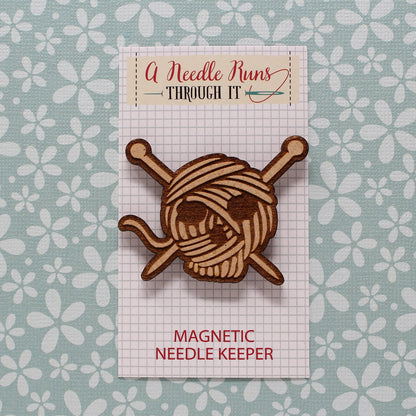 Knitting needles, crochet hook with yarn Cross Stitch Needle Minder, Wood Magnetic Needle Minder. Hand embroidery, Needle Keeper.
