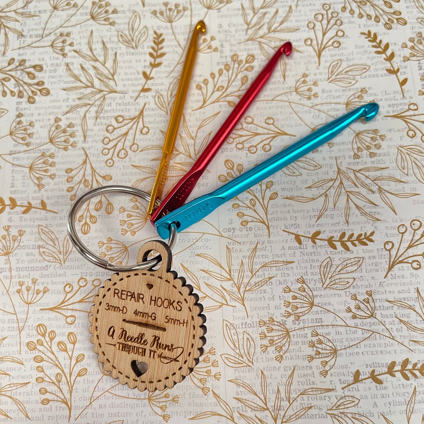 Repair crochet hook set. Small crochet hooks in three sizes 3mm hook, 4mm hook and 5 mm hook. Aluminum tiny crochet hooks