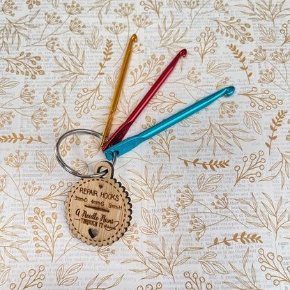 Repair crochet hook set. Small crochet hooks in three sizes 3mm hook, 4mm hook and 5 mm hook. Aluminum tiny crochet hooks