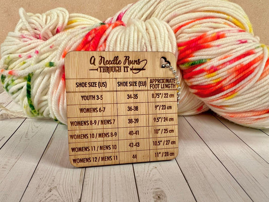 Knitting Sock helper, Shoe size chart for knitting socks. Helpful sock knitting tag. Bamboo knitting sock chart tag made from bamboo