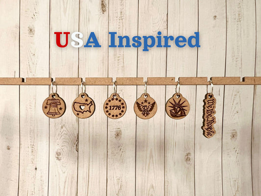 USA-inspired stitch markers for knitting or crochet. Patriotic stitch markers, progress keepers