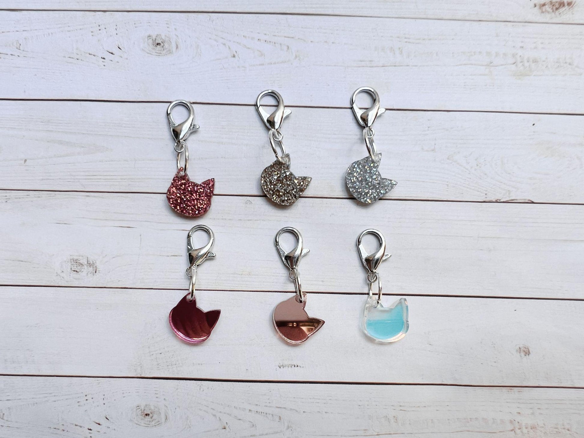 Sparkle Cats stitch markers for knitting or crochet. Sparkle and Mirror Acrylic stitch markers. Cats, kitties, sparkly progress keepers