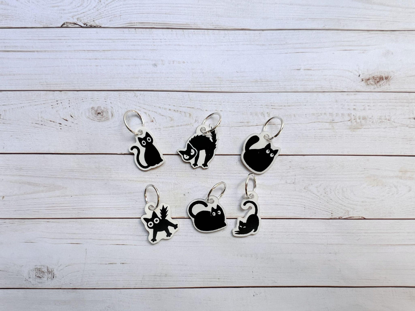 Black Cats stitch markers for knitting or crochet. Black and white stitch markers. Cats, kitties, spooky progress keepers