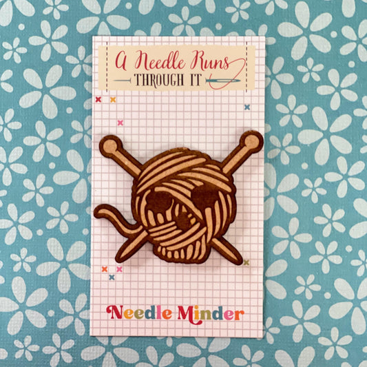 Cross Stitch Needle Minder, Yarn Skull with needles needle minder, Wood Magnetic Needle Minder. Hand embroidery, Needle Keeper. cross stitch