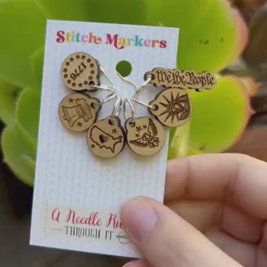 USA-inspired stitch markers for knitting or crochet. Patriotic stitch markers, progress keepers