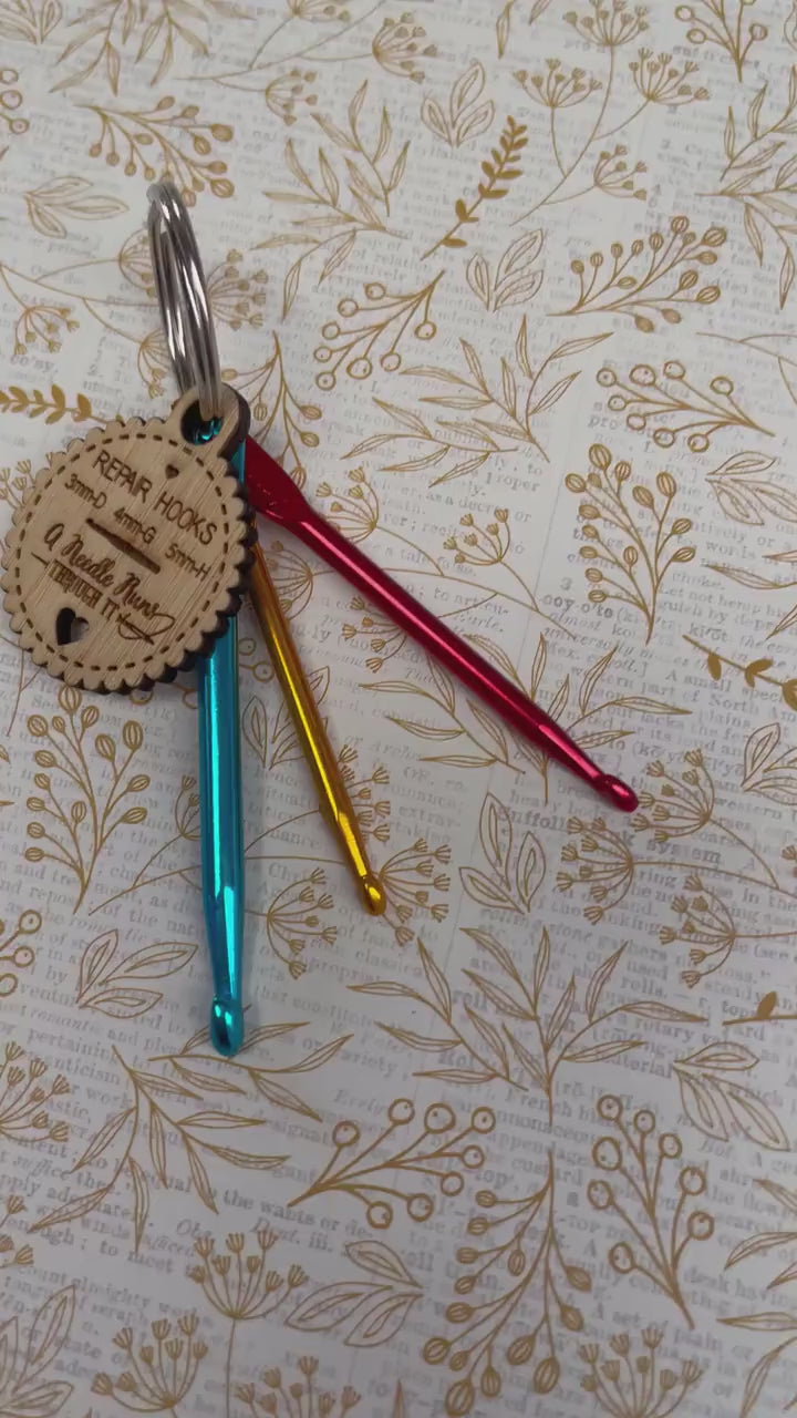 Repair crochet hook set. Small crochet hooks in three sizes 3mm hook, 4mm hook and 5 mm hook. Aluminum tiny crochet hooks