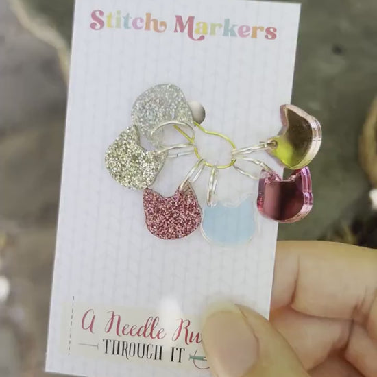 Sparkle Cats stitch markers for knitting or crochet. Sparkle and Mirror Acrylic stitch markers. Cats, kitties, sparkly progress keepers